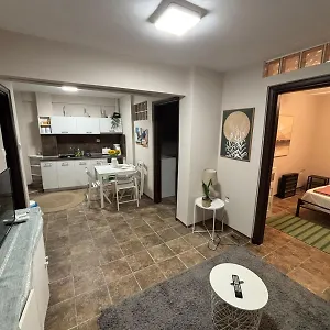 Апартаменты At The Core Of The Next To Gallerius Palace, Салоники
